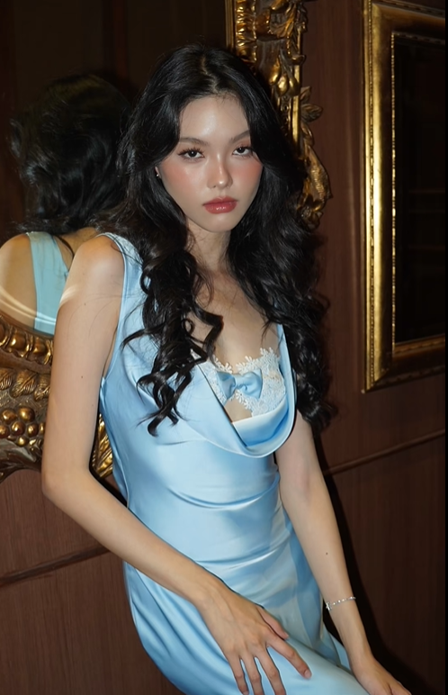 Open Back Elegant Pink Mermaid Spaghetti Strap Satin Long Prom Dress Outfits SH4976