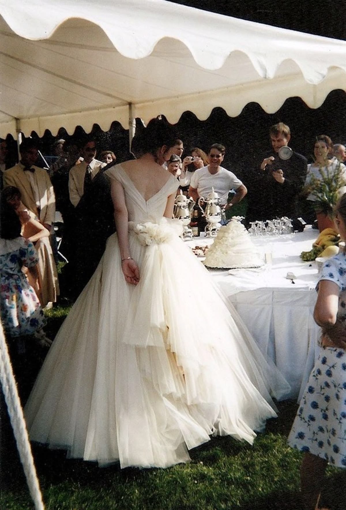 Pretty Ball Gown V Neck Ivory Tulle Long Train Wedding Dress Prom Dress SH7422
