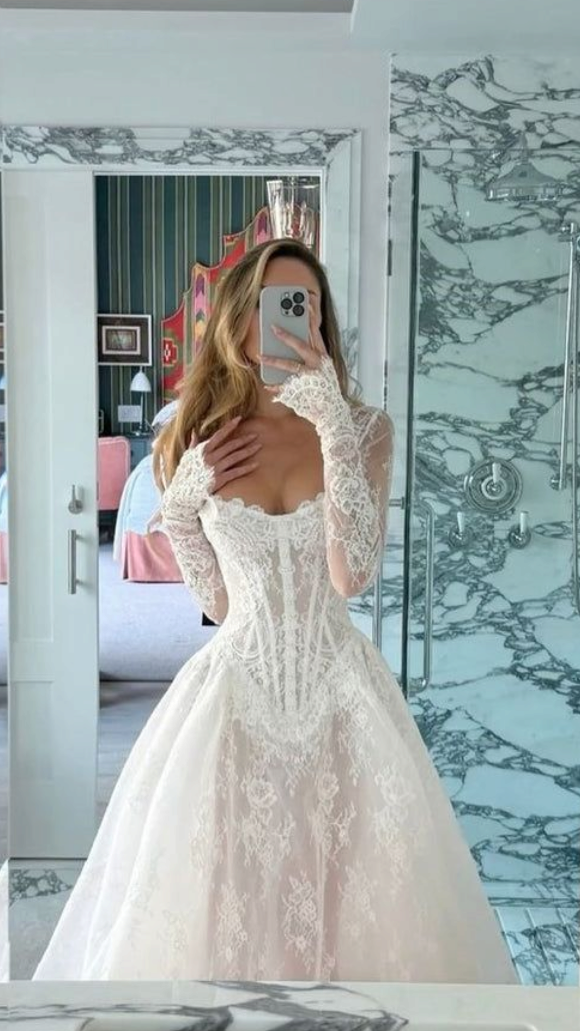 Dreamy A Line Long Sleeve Exquisite White Lace Long Wedding Dress SH8686