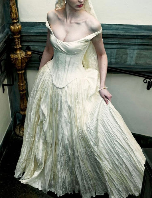 Vintage Ivory Ball Gown Off the Shoulder Corset Lace Satin Wedding Dress SH5081