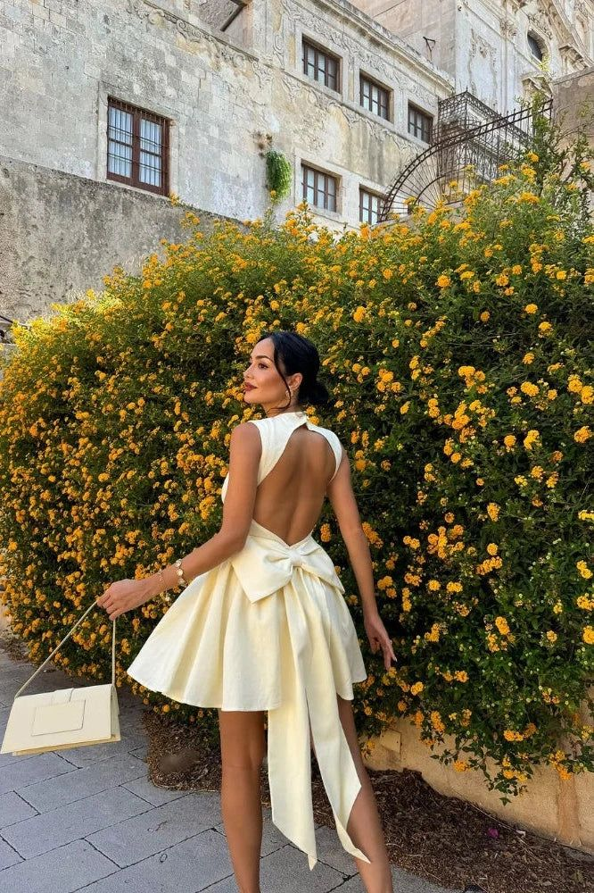 Cute Yellow A Line Straps Satin Open Back Short Homecoming Dress Outfits SH5544