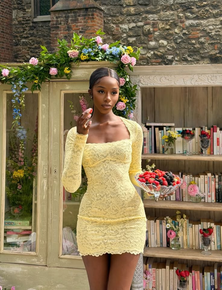 Yellow Sheath Long Sleeve Lace Short Homecoming Dress Mini Dress SH8032