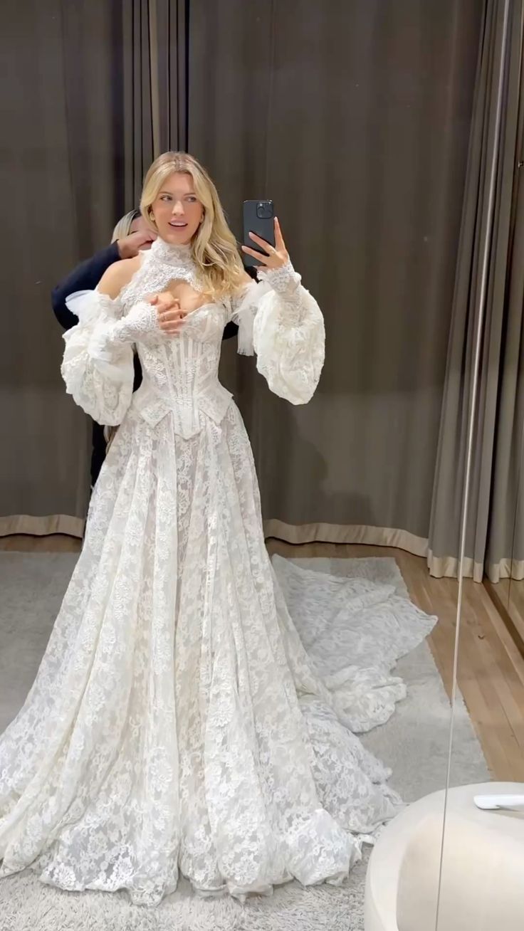 Stunning Ball Gown Long Sleeve High Neck Corset White Lace Long Wedding Dress SH7098