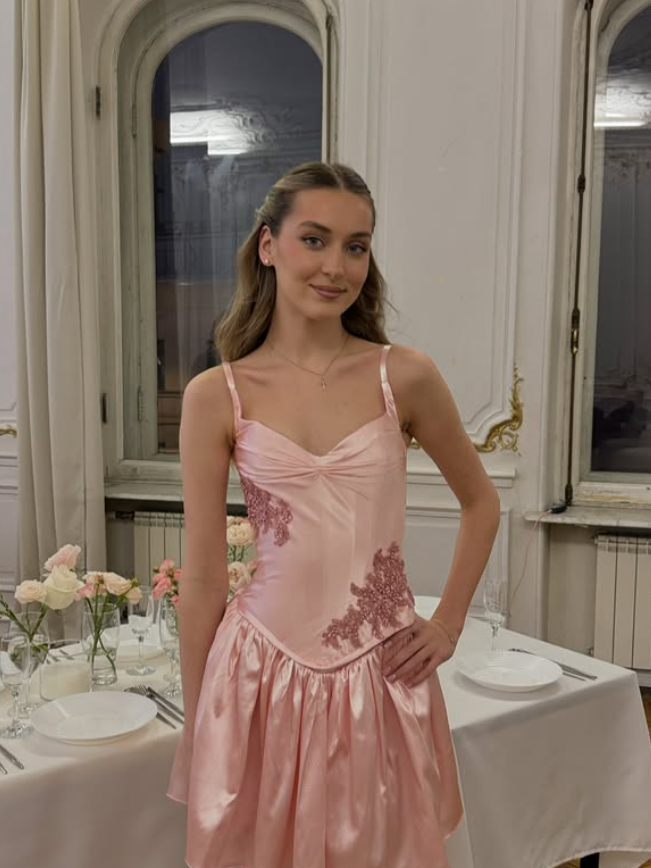 Pink A Line Spaghetti Straps Appliques Satin Short Homecoming Dress Party Dress SH4844