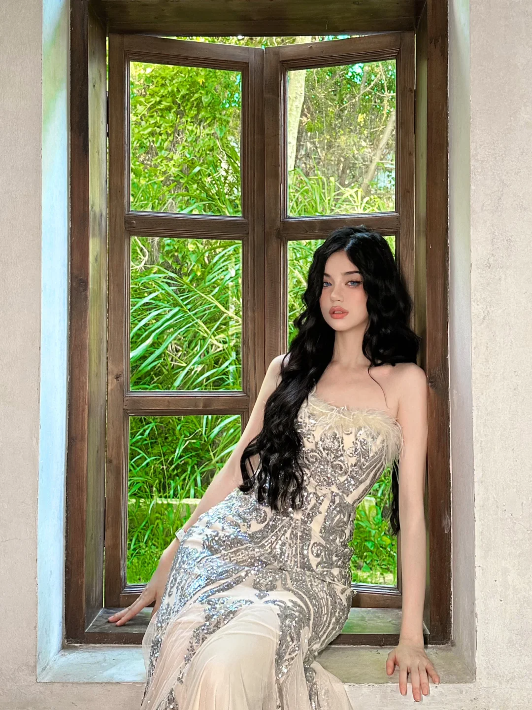 Gentle Mermaid Strapless Sequin Feather Tulle Prom Dress Party Dresses SH4600