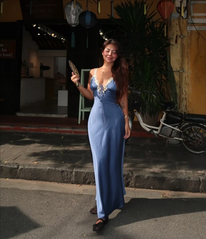 Romantic Blue Sheath Spaghetti Strap Satin Long Prom Dress Party Dress SH8412