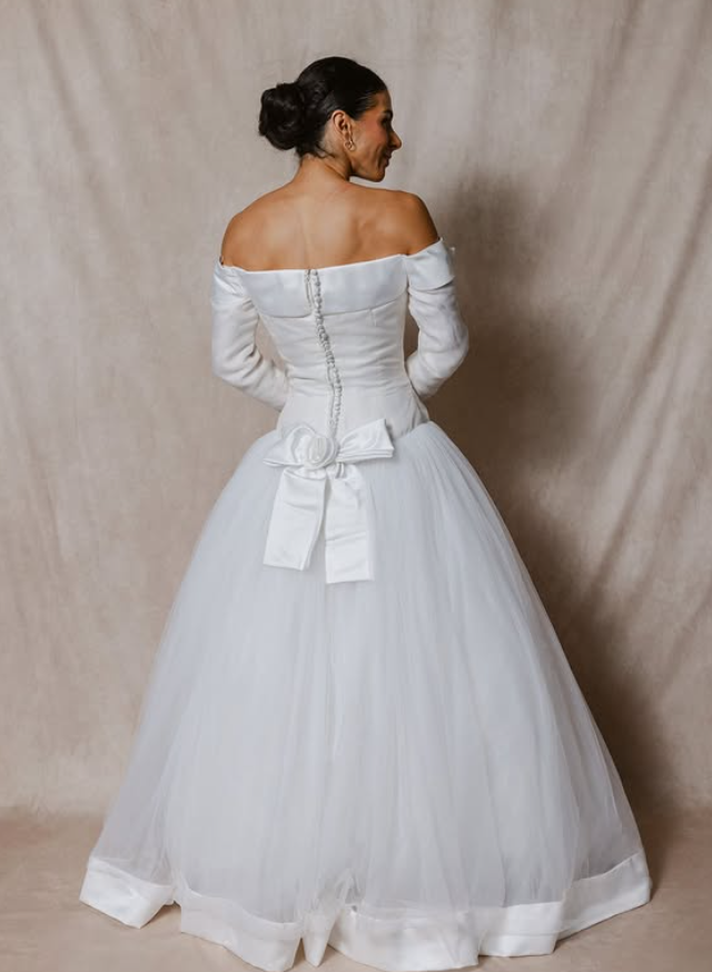 Retro Unique A Line Strapless Bow White Tulle Satin Wedding Dress SH6089