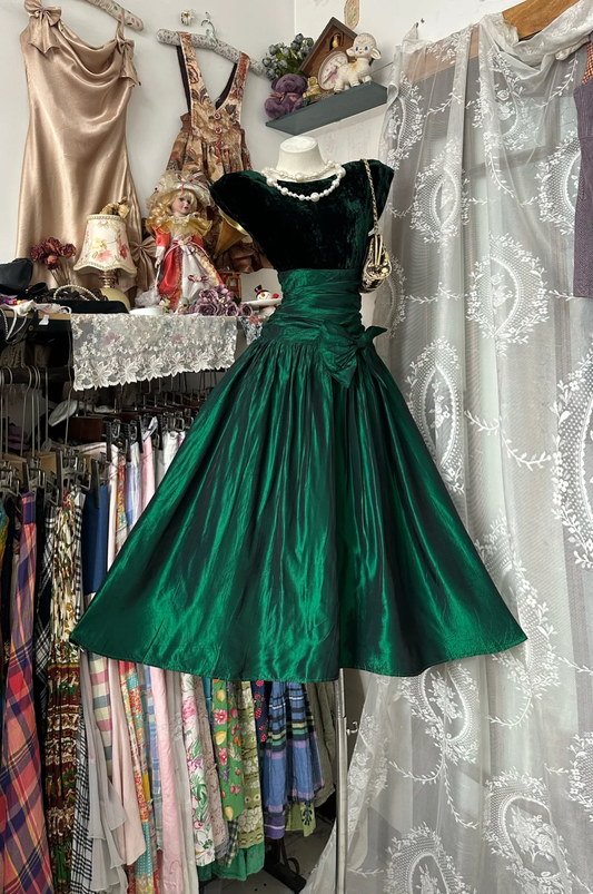 Vintage Hunter Green A Line Round Neck Velvet Satin Short Prom Dress SH5247