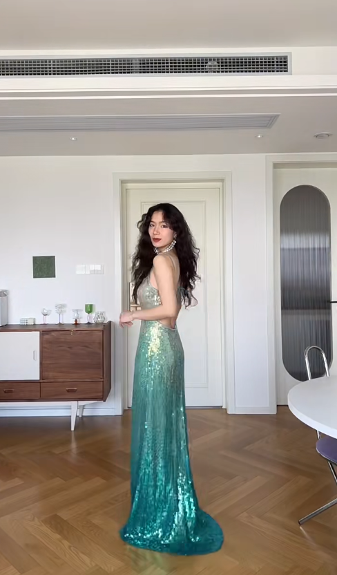 Shiny Blue Ombre A Line Spaghetti Strap Sequin Prom Dress Wedding Guest Dress SH4558