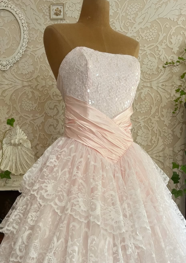 Vintage A Line Strapless Layered Lace Light Pink Satin Long Prom Dress Evening Dress SH1880