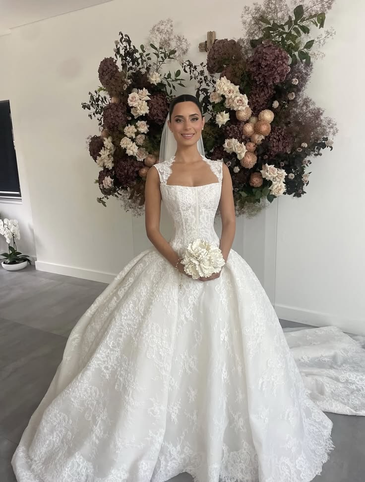 Elegant Ball Gown Straps Exquisite White Lace Long Wedding Dress SH8689