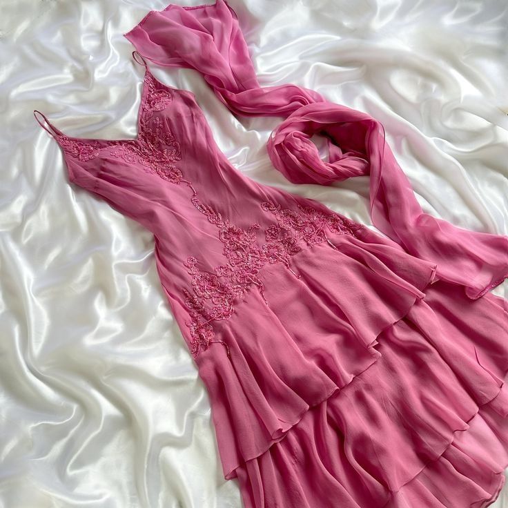 Cute A Line Spaghetti Straps Appliques Tiered Pink Chiffon Evening Dress Party Dress SH2680