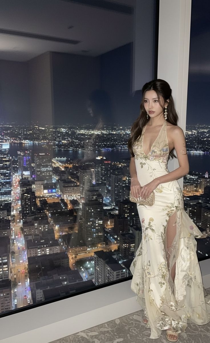 Luxurious Mermaid V Neck Embroidery Floral Satin Prom Dress Evening Dress Date Dress SH5598