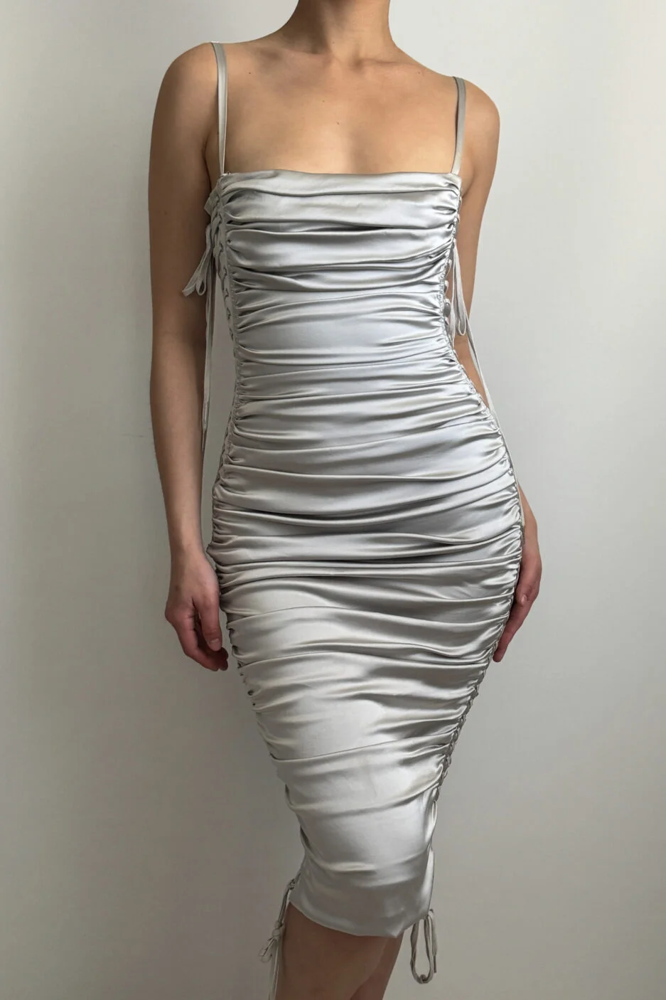 Sexy Grey Sheath Strapless Satin Short Homecoming Dress Outfits SH5148