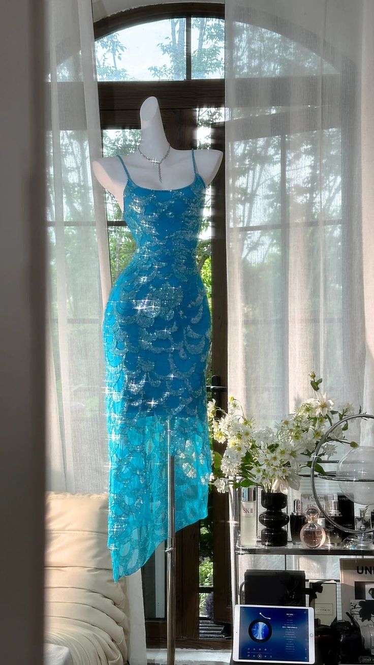 Stunning Sheath Spaghetti Straps Sequin Blue Chiffon Party Dress Evening Dress SH3324
