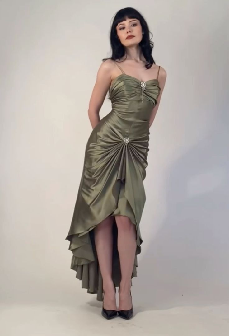 Retro Green Mermaid Spaghetti Strap Beaded Satin Prom Dress Evening Dress SH3451