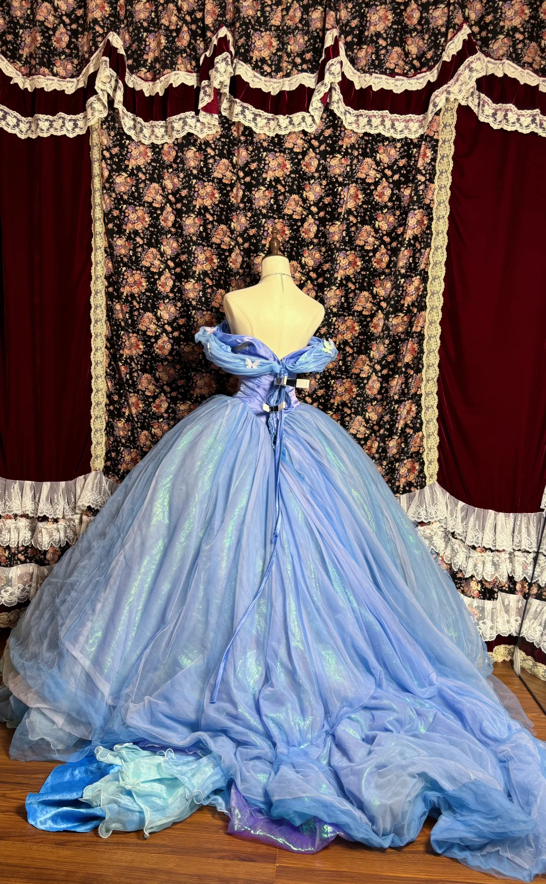 Princess Cinderella Ball Gown Off the Shoulder Blue Purple Tulle Prom Dress Sweet 16 Dress SH5772