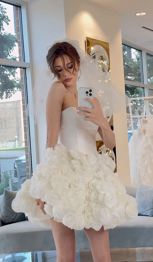 Pretty A Line Strapless White 3D Floral Satin Short Prom Dress Homecoming Dress SH6399