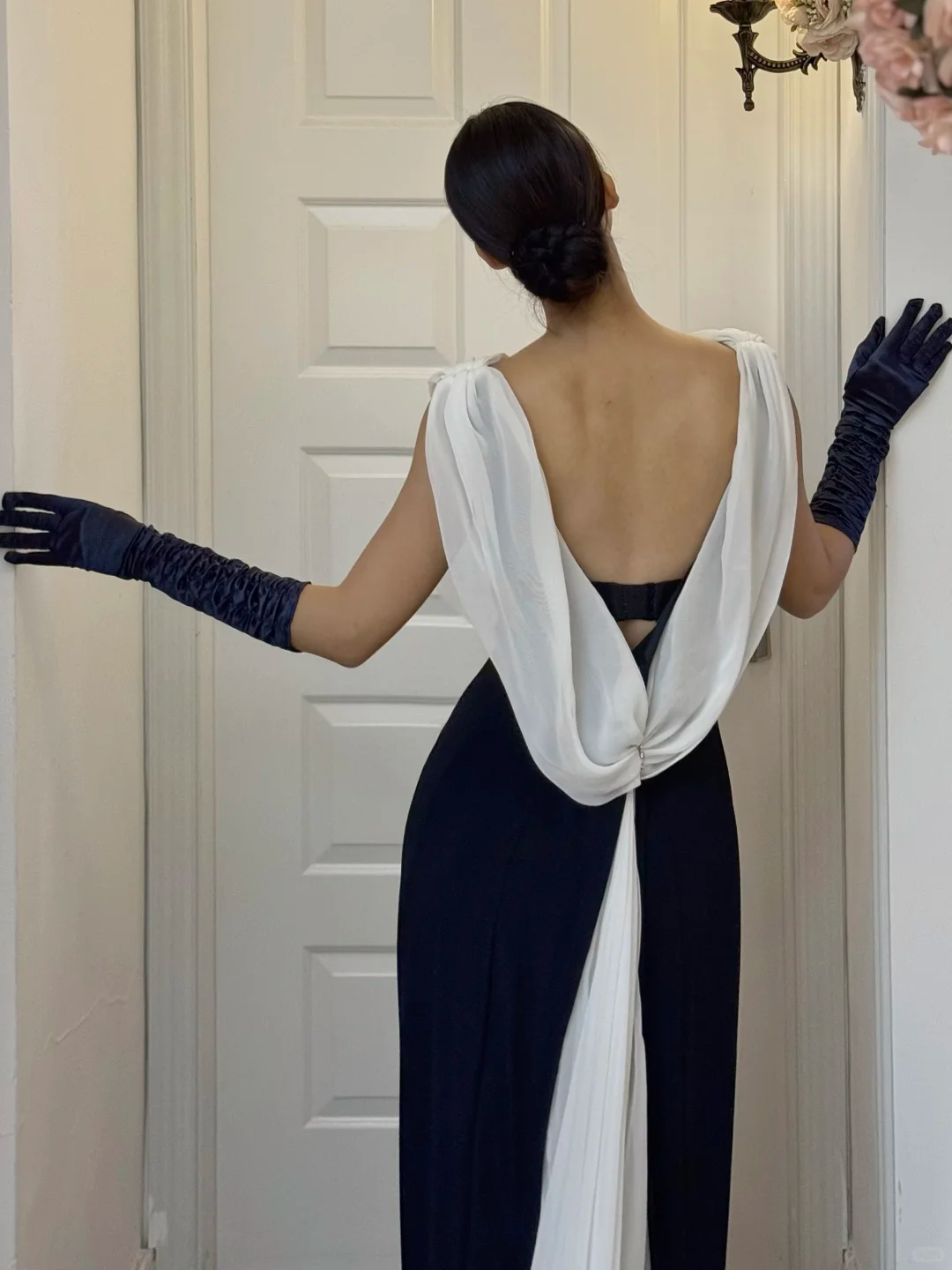 Retro Sheath Backless White Chiffon Black Satin Long Prom Dress Evening Dress SH6046