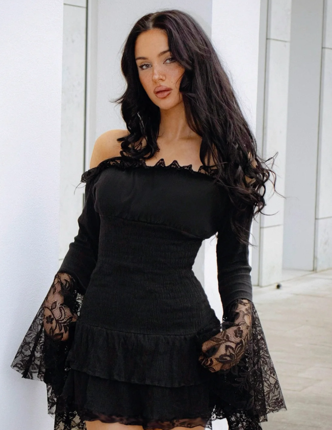 Black A Line Long Sleeve Lace Satin Short Homecoming Dress Mini Dress SH8055