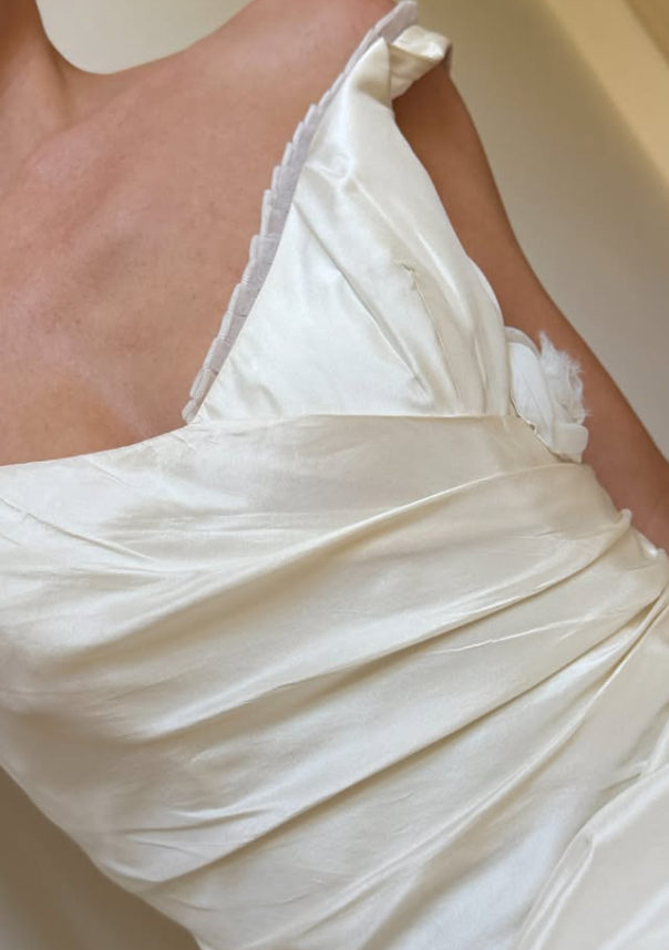 Vintage Stunning A Line V Neck Layered Tulle Satin Wedding Dress SH8472