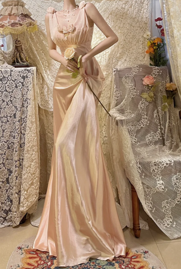 Vintage Mermaid V Neck Gentle Floral Satin Prom Dress Wedding Guest Dress SH4654