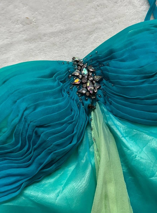 Charming A Line Sweetheart Neck Rhinestone Chiffon Prom Dress Evening DressSH2634