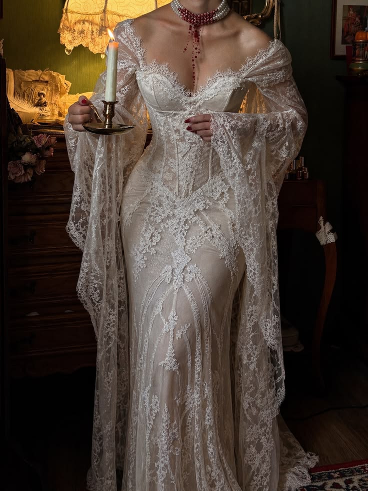 Vintage Charming Mermaid Long Sleeve White Lace Long Wedding Dress SH7092