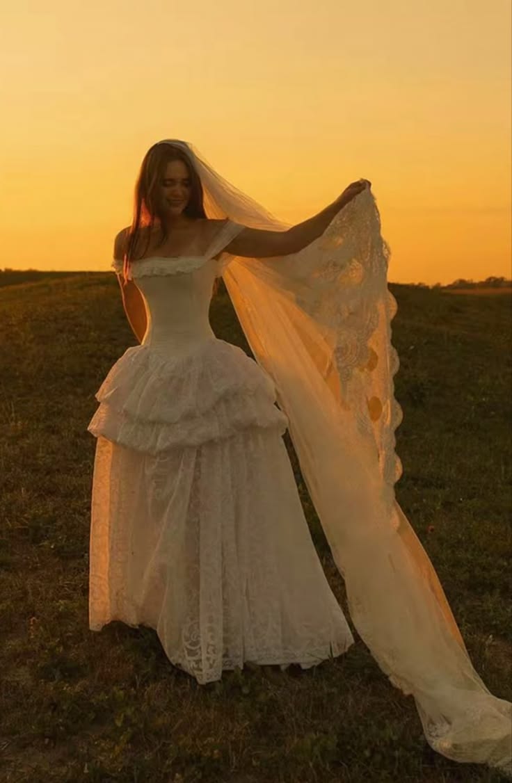 Vintage Simple A Line Off the Shoulder White Lace Long Wedding Dress SH5391