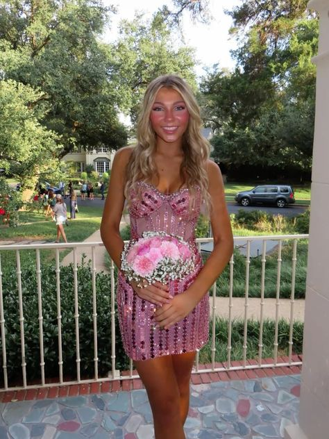 Sparkly Sheath Sweetheart Pink Short Homecoming Dress with Beading SH7458
