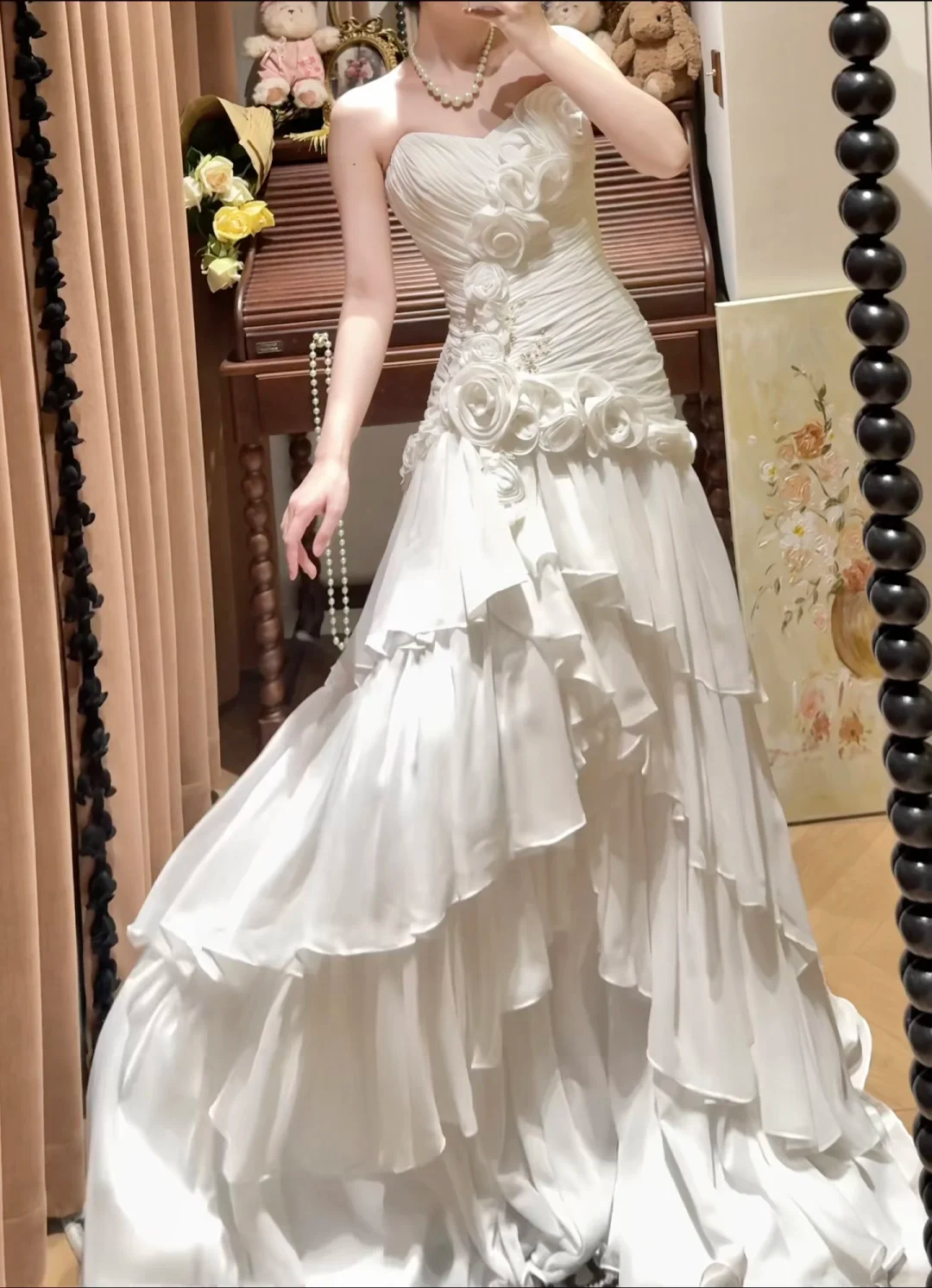 Vintage Stunning A Line Sweetheart Neck 3D Floral Layered White Chiffon Wedding Dress Prom Dress SH5882