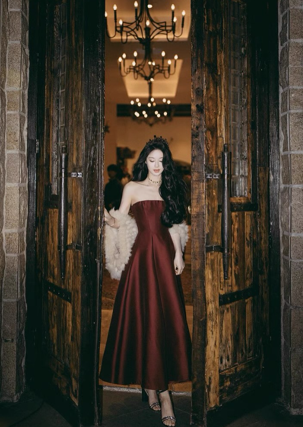 Classic Simple Burgundy A Line Strapless Satin Wedding Guest Dress Prom Dress SH5220