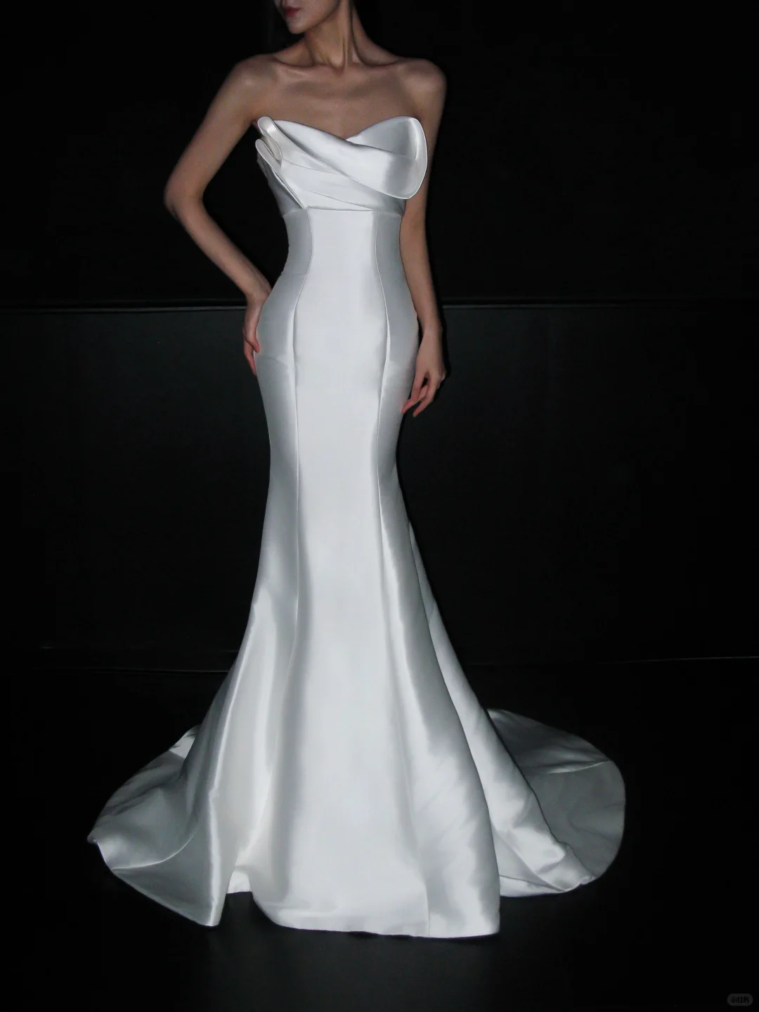 White Unique Mermaid Strapless Satin Long Sweep Wedding Dress SH5971