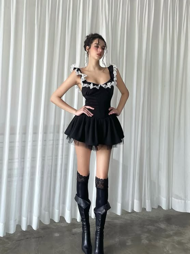 Cute A Line Strap White Lace Black Satin Short Homecoming Dress Outfits SH5479