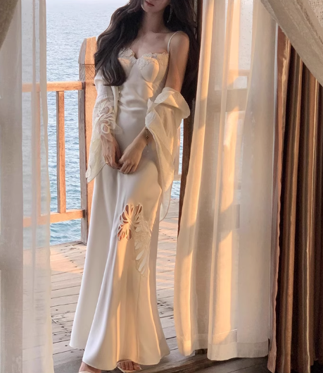 Simple Mermaid Spaghetti Strap Lace Satin Long Party Dress Evening Dress SH3133