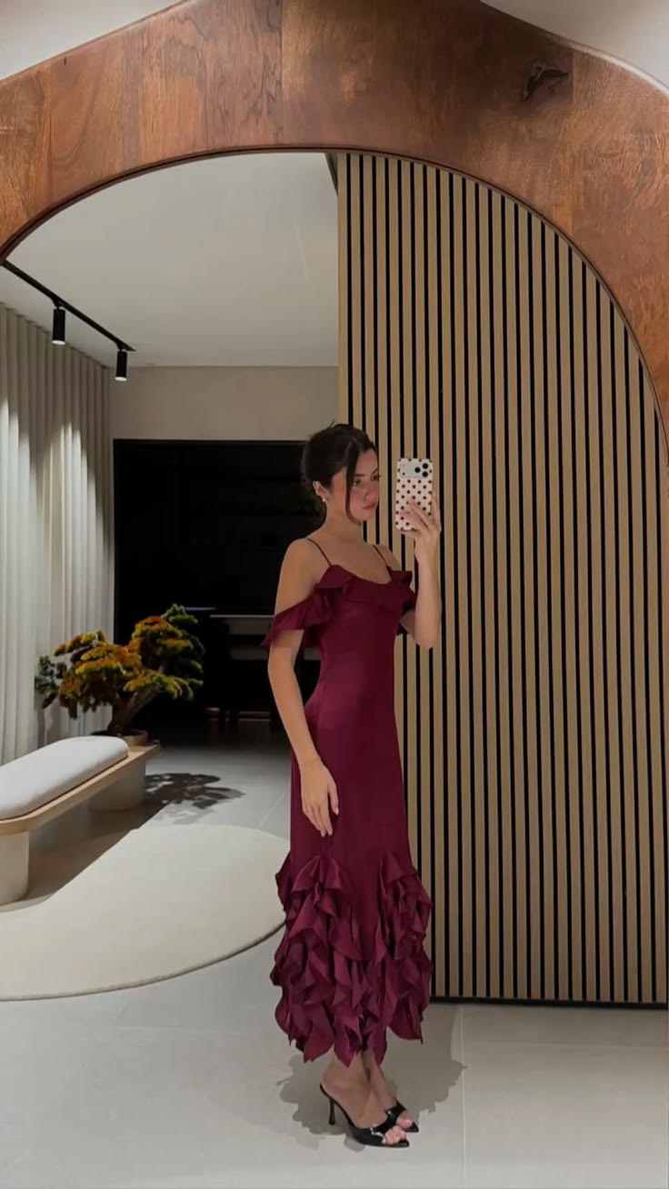 Burgundy Sheath Spaghetti Strap Ruffle Chiffon Long Prom Dress Evening Dress SH8830