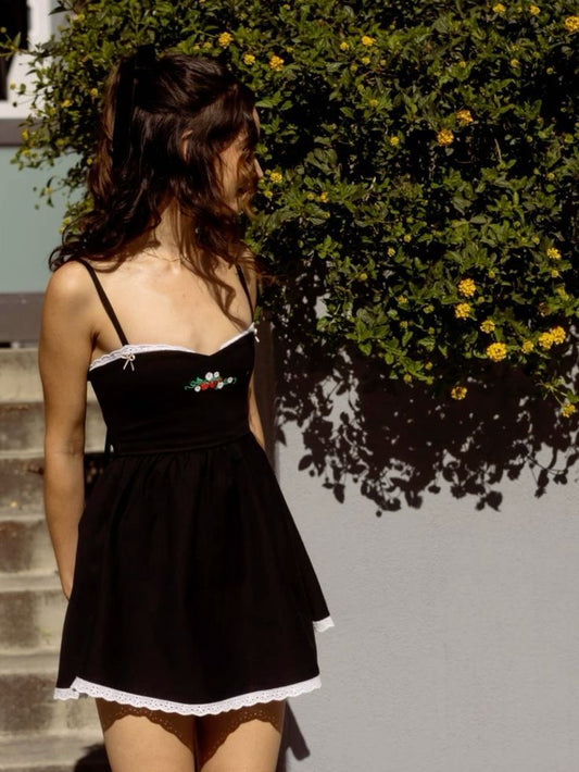 Cute A Line Spaghetti Strap Black Satin Short Homecoming Dress Outfits SH7645