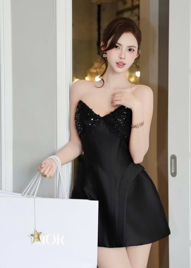 Charming Black A Line Sweetheart Neck Sequin Satin Cocktail Dress Homecoming Dress SH6162