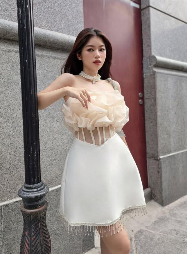 Unique A Line Strapless Corset Yellow Organza Satin Short Homecoming Dress Outfits SH6229