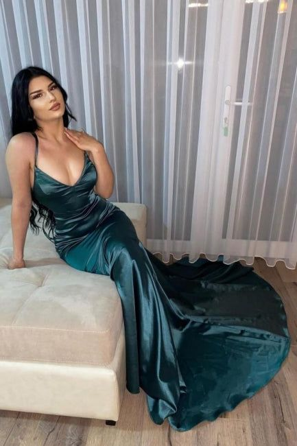 Elegant Dark Green V-Neck Long Mermaid Prom Dress SH1394