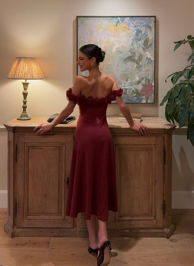 Elegant A Line Strapless Burgundy Satin Long Prom Dress Outfits SH5067