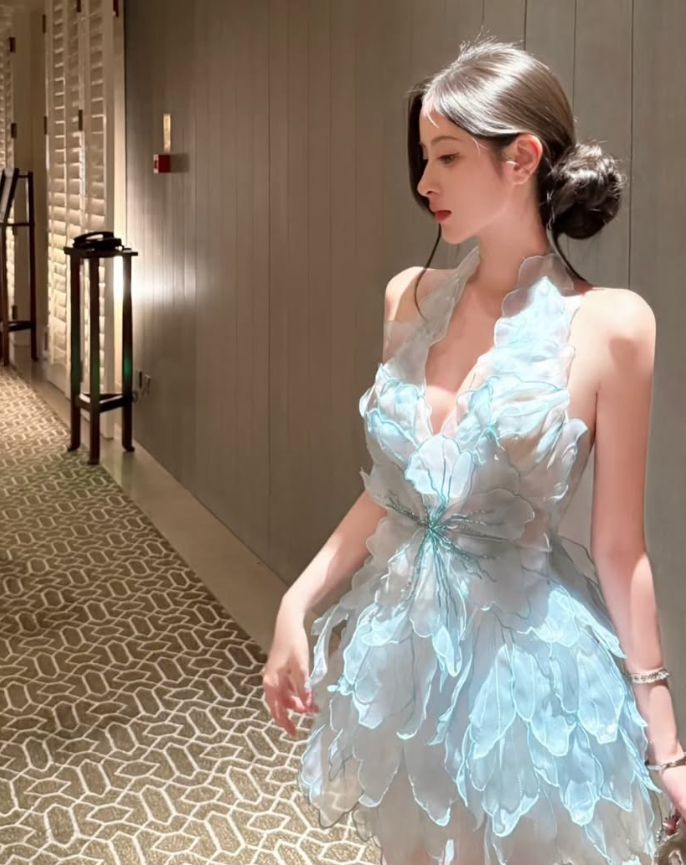 Stunning A Line Halter Layered Baby Blue Tulle Short Prom Dress Homecoming Dress SH8812
