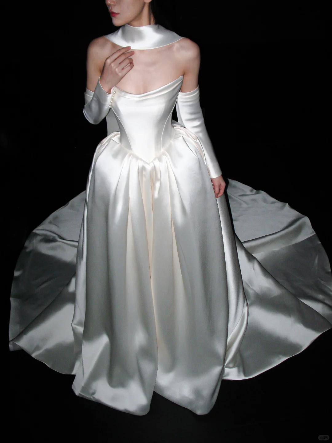 Elegant Ball Gown Strapless White Satin Long Train Wedding Dress SH8886