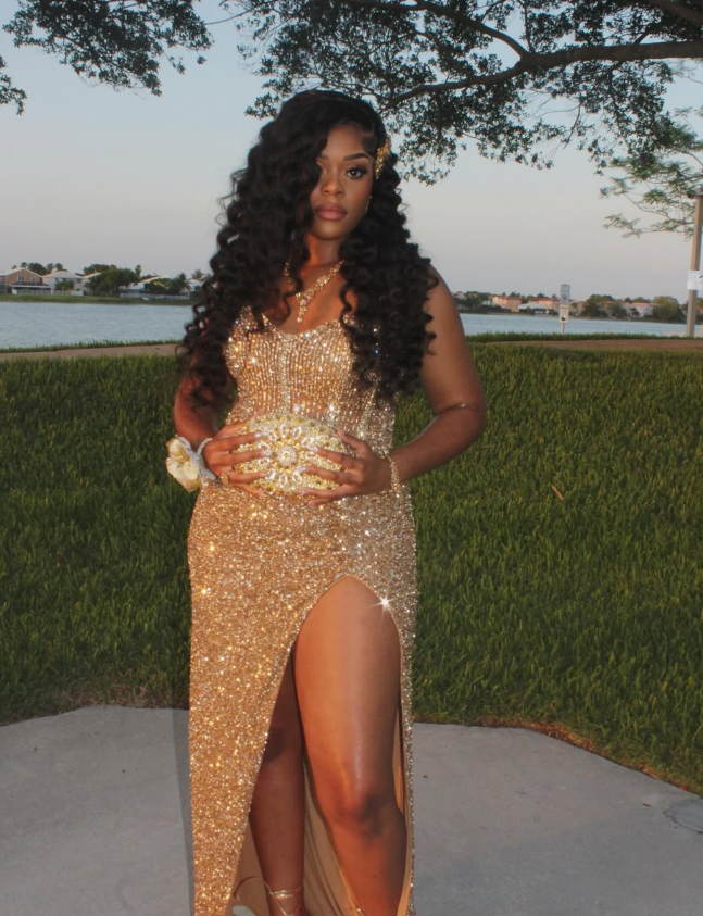 Shiny Luxurious Sheath Strapless Sequin Prom Dress With Beaded SH8990
