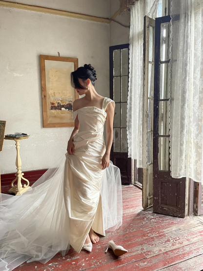 Simple Vintage Sheath Straps Pleated Satin Tulle Wedding Dress SH5074