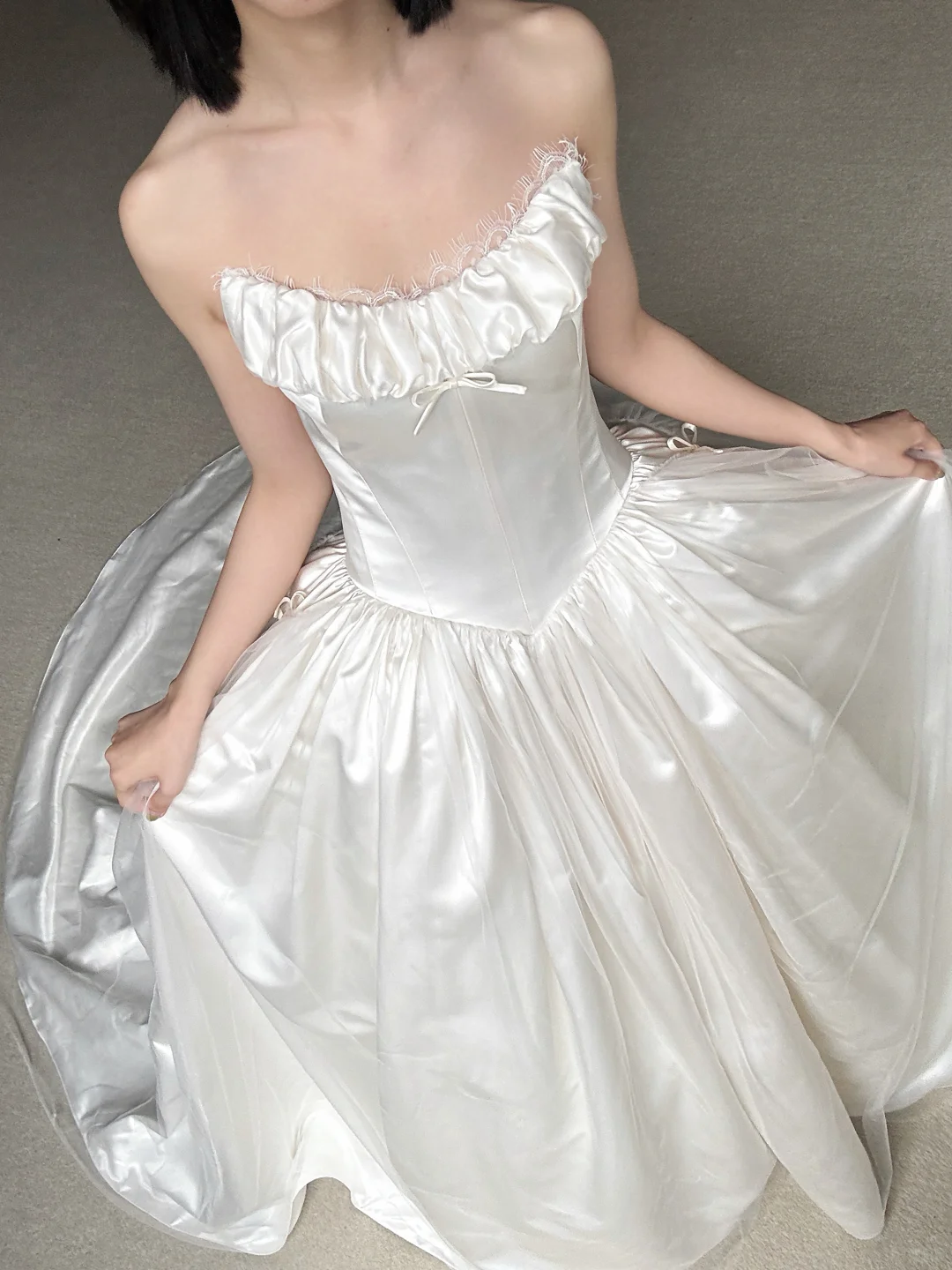 Simple White Ball Gown Strapless Tulle Satin Long Wedding Dress SH5153