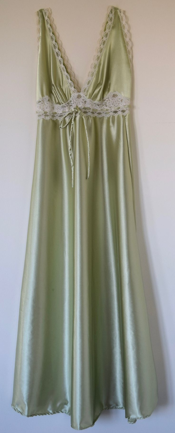 Vintage Style Sage Green Long Prom Dress Sexy Party Dress SH1366
