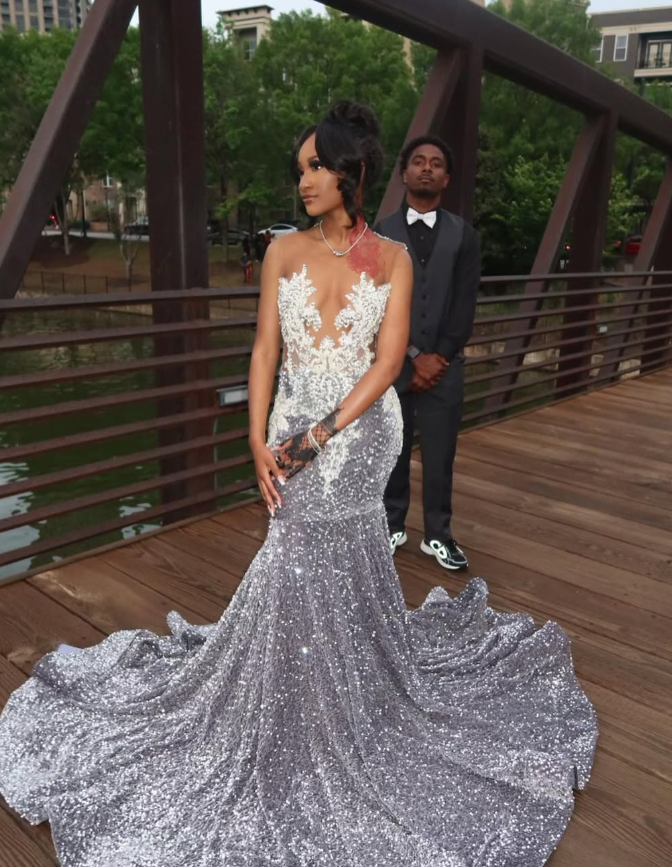 Charming Sequins Mermaid Evening Dress Long Prom Dress SH976