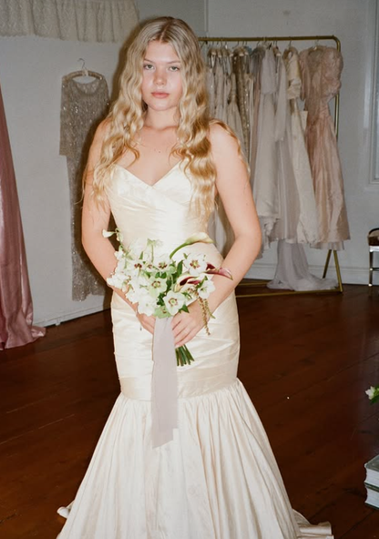 Vintage Mermaid Sweetheart Neck Pleated Apricot Satin Long Wedding Dress SH5878