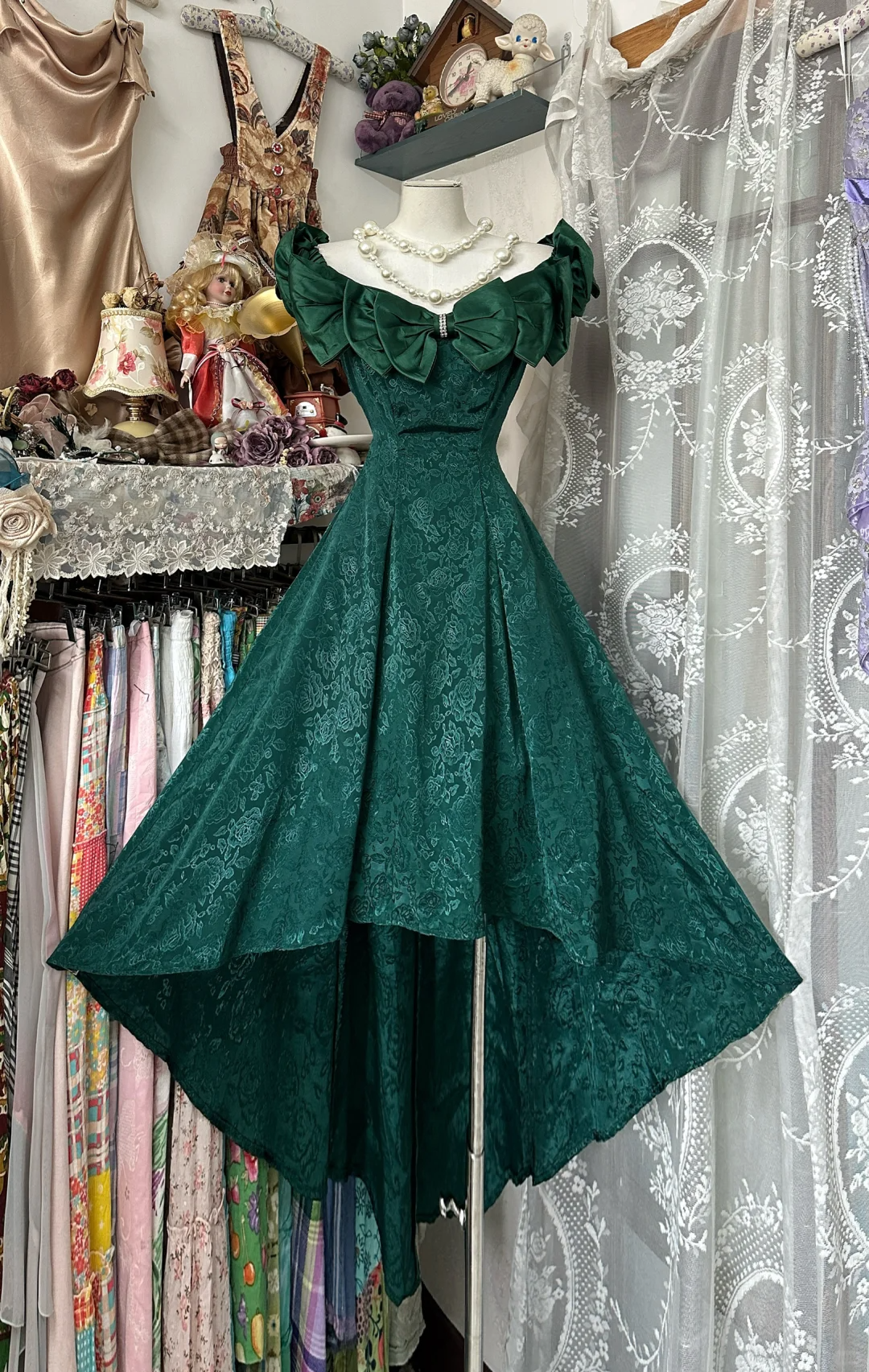 Green Vintage A Line Off the Shoulder Print Floral  Satin Long Prom Dress SH5257